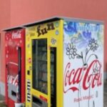 Machine en extérieur avec habillage labelisée de coté